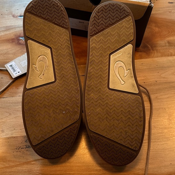 OluKai Men's Tan PAPAKU ‘ILI Boots - Picture 9 of 9